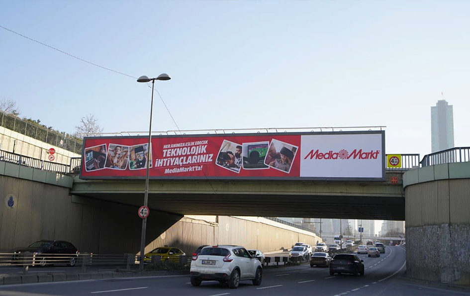 Poster Panoları Büyük Resim